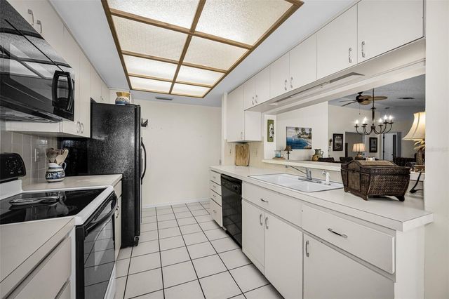 3114 SUMMERVALE DRIVE, Holiday, FL 34691