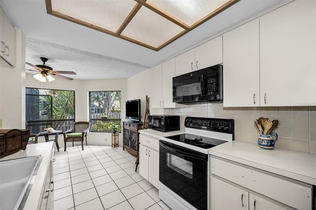 3114 SUMMERVALE DRIVE, Holiday, FL 34691