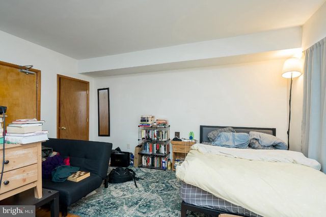 4028 MARKET ST, Philadelphia, PA 19104