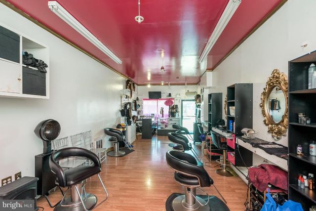 4028 MARKET ST, Philadelphia, PA 19104