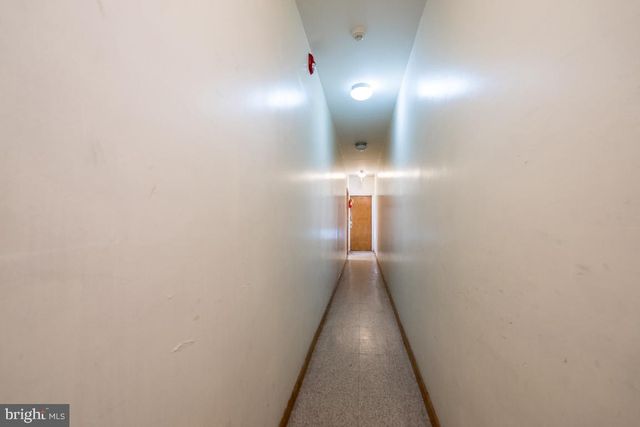 4028 MARKET ST, Philadelphia, PA 19104