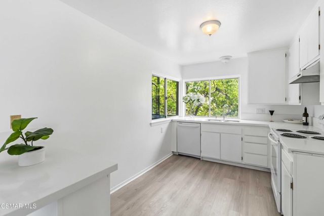 584 Rio Grande Circle, Thousand Oaks, CA 91360