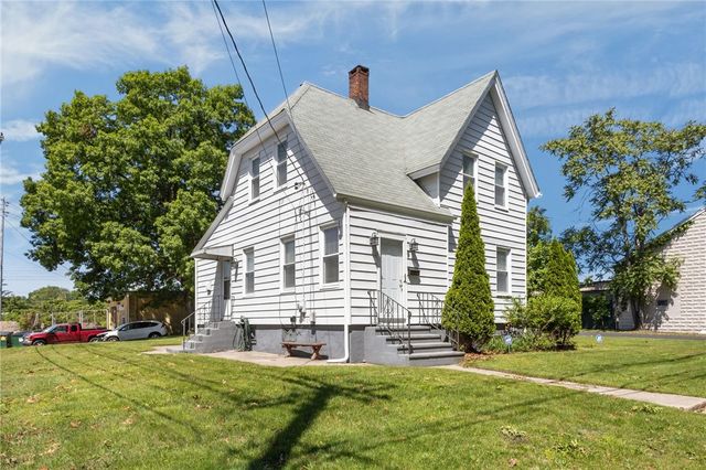 9 Gardner Avenue, Cranston, RI 02910
