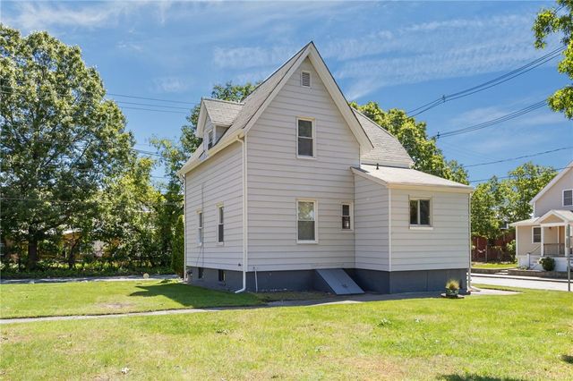 9 Gardner Avenue, Cranston, RI 02910