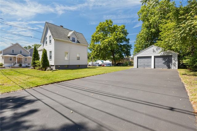 9 Gardner Avenue, Cranston, RI 02910