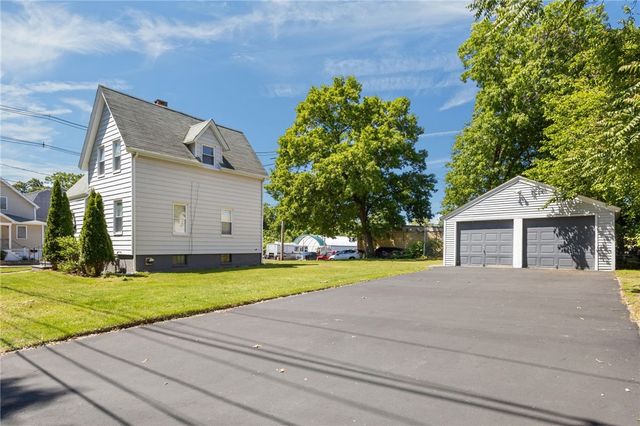 9 Gardner Avenue, Cranston, RI 02910