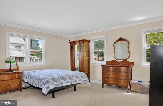 38 4TH ST, Colonial Beach, VA 22443
