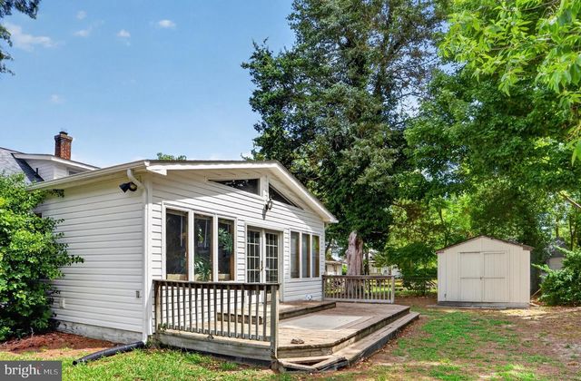 38 4TH ST, Colonial Beach, VA 22443