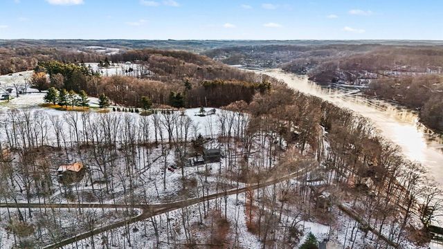 505 Natchez Lane, Sugar Grove, OH 43155