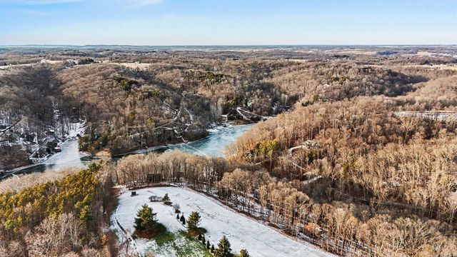 505 Natchez Lane, Sugar Grove, OH 43155