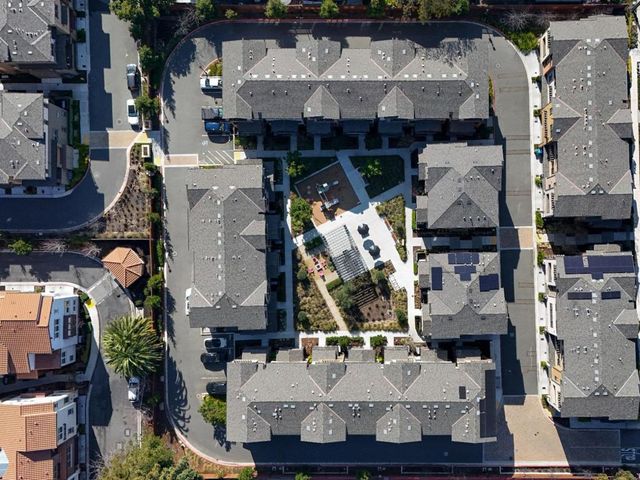 2020 Thea Circle, Mountain View, CA 94043