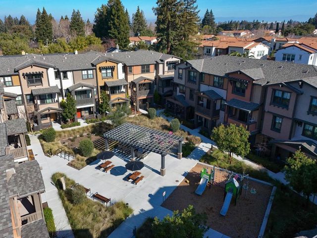 2020 Thea Circle, Mountain View, CA 94043