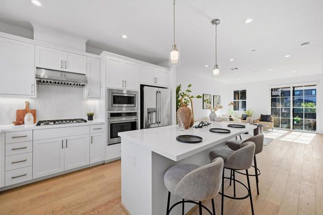 2020 Thea Circle, Mountain View, CA 94043