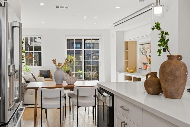 2020 Thea Circle, Mountain View, CA 94043