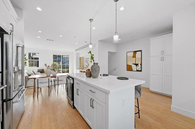 2020 Thea Circle, Mountain View, CA 94043