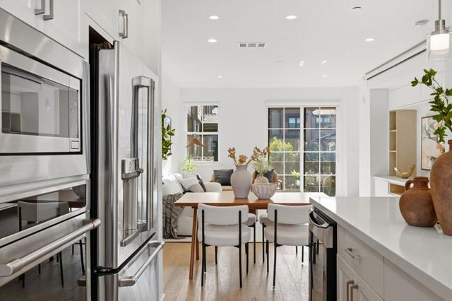 2020 Thea Circle, Mountain View, CA 94043