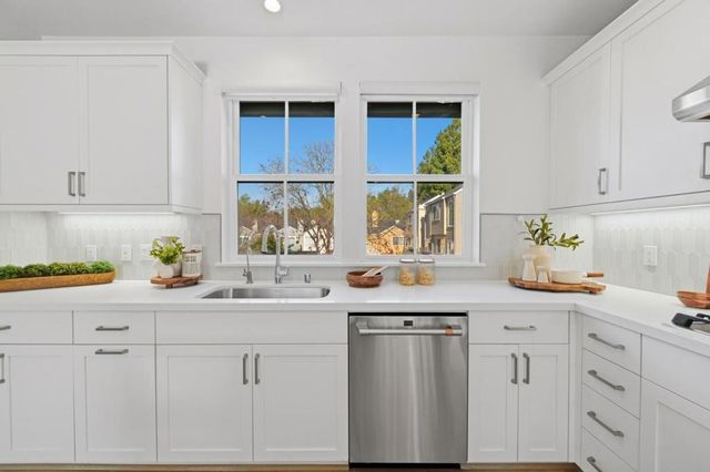 2020 Thea Circle, Mountain View, CA 94043