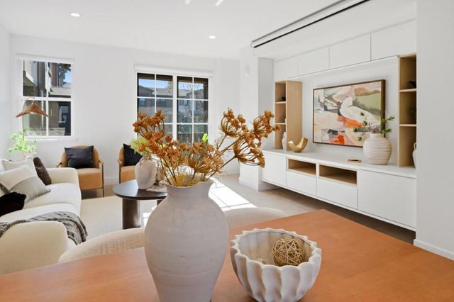 2020 Thea Circle, Mountain View, CA 94043