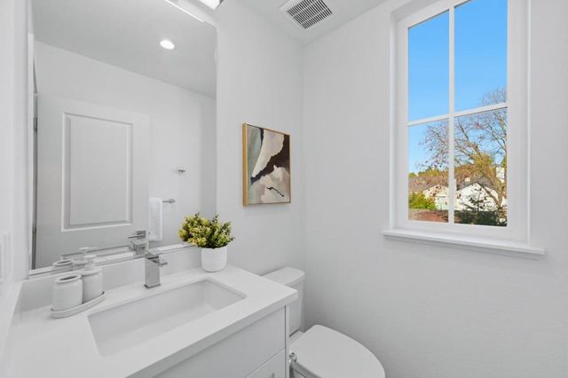 2020 Thea Circle, Mountain View, CA 94043