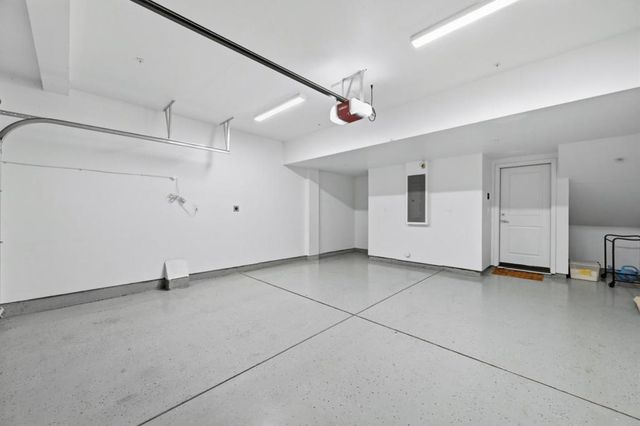 2020 Thea Circle, Mountain View, CA 94043