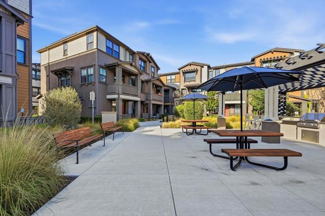 2020 Thea Circle, Mountain View, CA 94043