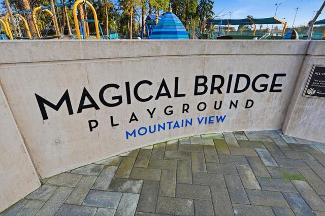 2020 Thea Circle, Mountain View, CA 94043