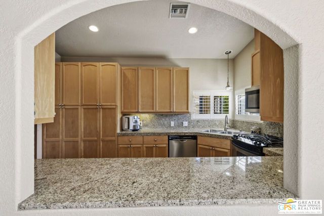 35127 Plumley Road, Cathedral City, CA 92234