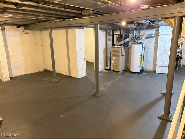 1525 Brown Street, Akron, OH 44301