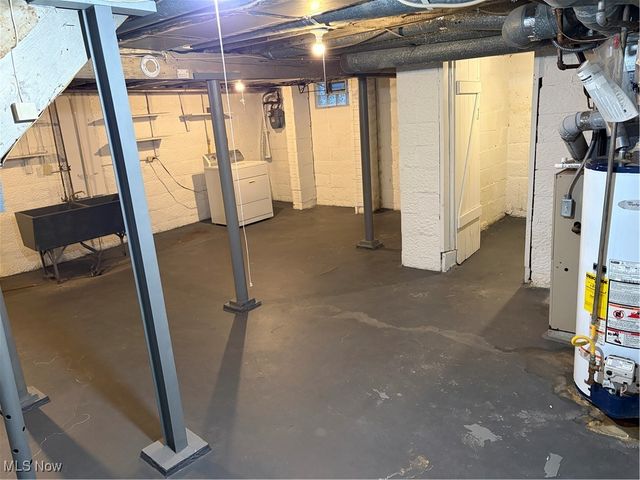 1525 Brown Street, Akron, OH 44301