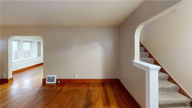 1525 Brown Street, Akron, OH 44301