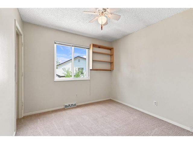 205 21st Ave Ct, Greeley, CO 80631