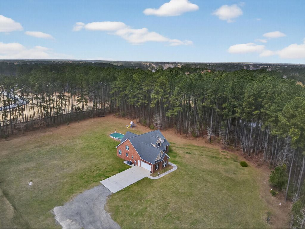 Image 6 of property listing at 2417 Old Hwy 52, Moncks Corner, SC 29461