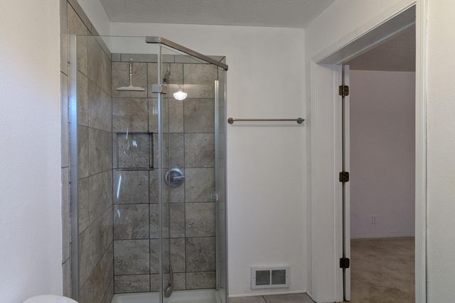 804 Wellesley Drive NE, Albuquerque, NM 87106