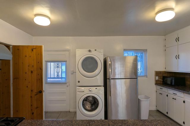 804 Wellesley Drive NE, Albuquerque, NM 87106