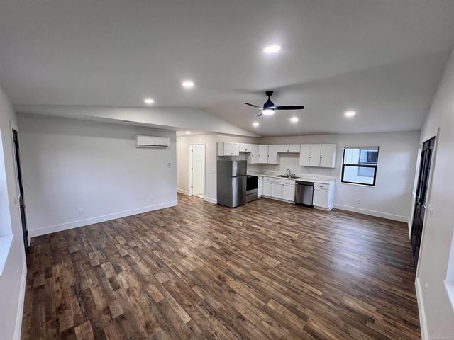 7127 Grand River Avenue, Saranac, MI 48881