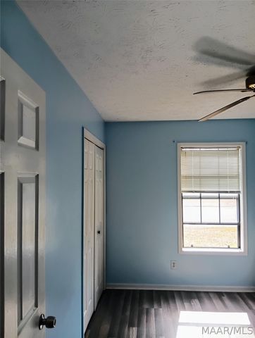 816 Sweet Ridge Road, Prattville, AL 36066