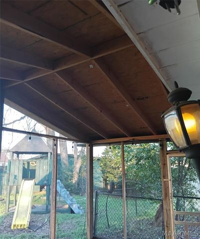 816 Sweet Ridge Road, Prattville, AL 36066