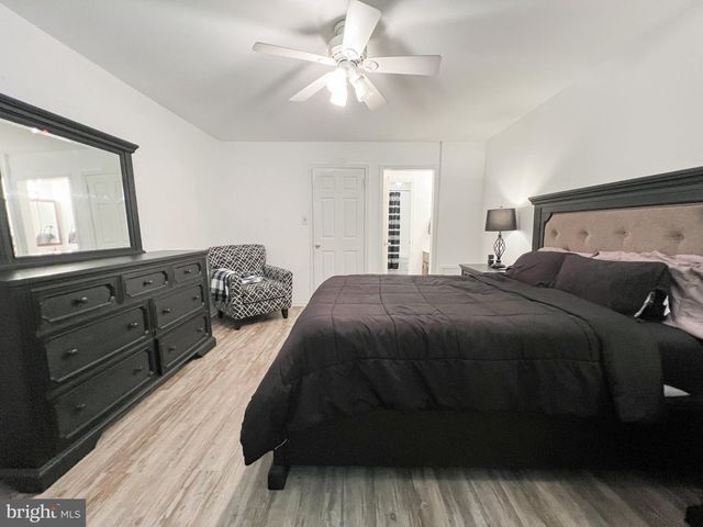 81A W WEST BLUEBELL LN, Mount Laurel, NJ 08054