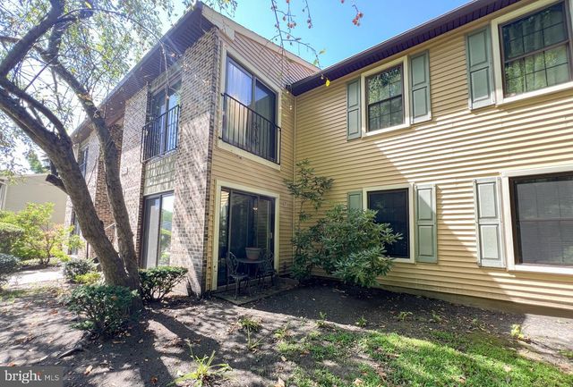 81A W WEST BLUEBELL LN, Mount Laurel, NJ 08054