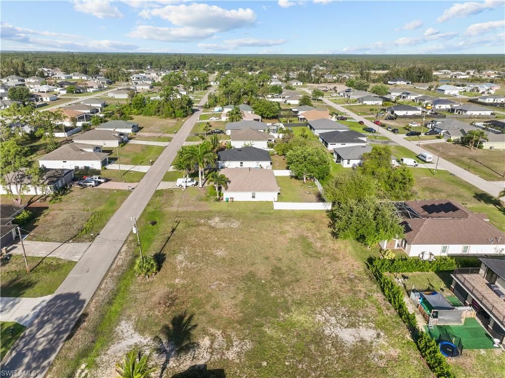 Image 8 of property listing at 1105 NE 36th ST, Cape Coral, FL 33909