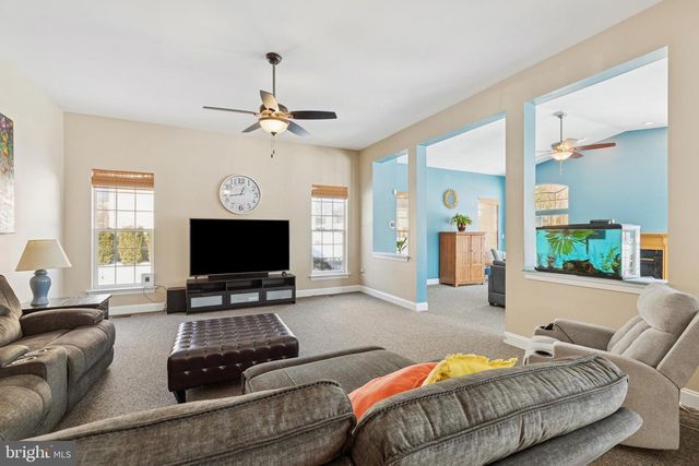 8307 BANISTER RD, Severn, MD 21144