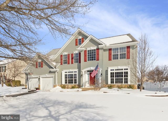 8307 BANISTER RD, Severn, MD 21144