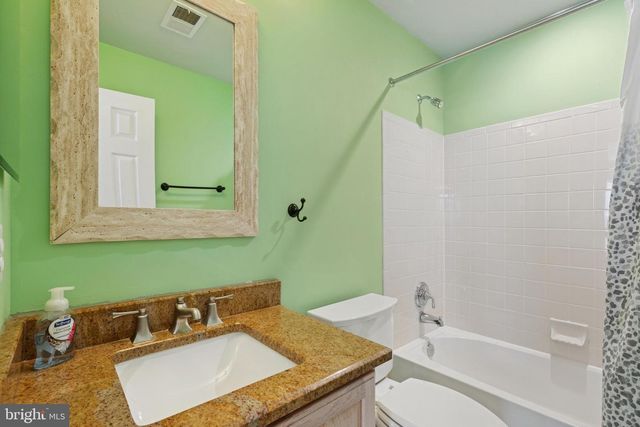 8307 BANISTER RD, Severn, MD 21144