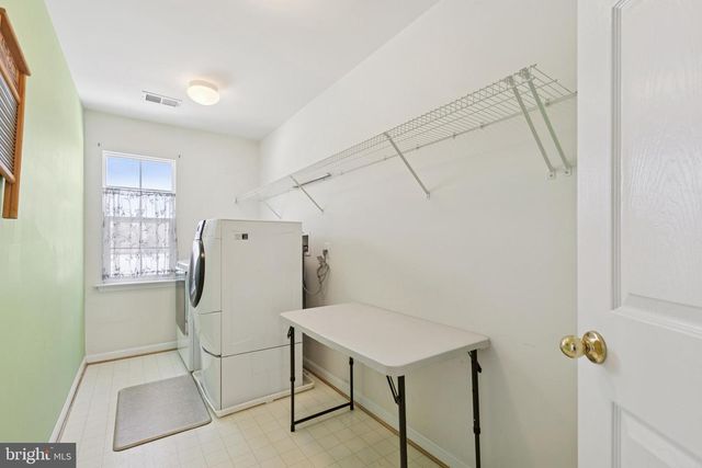 8307 BANISTER RD, Severn, MD 21144