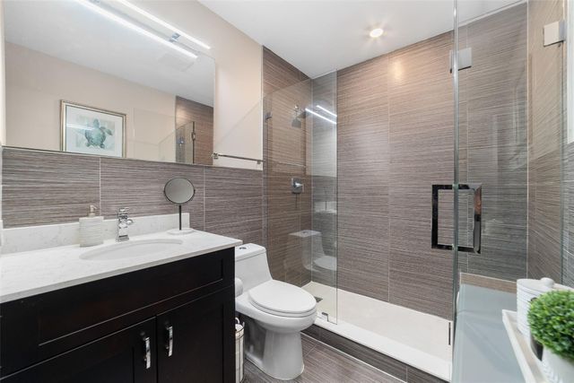 2201 NE 66th Street 1323, Fort Lauderdale, FL 33308