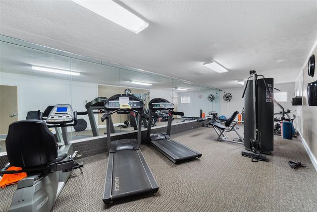 2201 NE 66th Street 1323, Fort Lauderdale, FL 33308