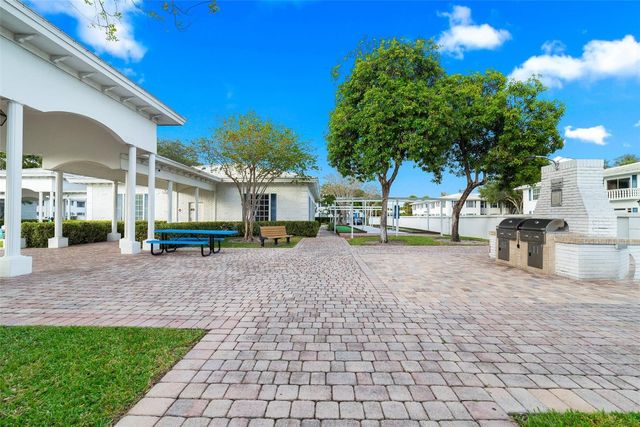 2201 NE 66th Street 1323, Fort Lauderdale, FL 33308