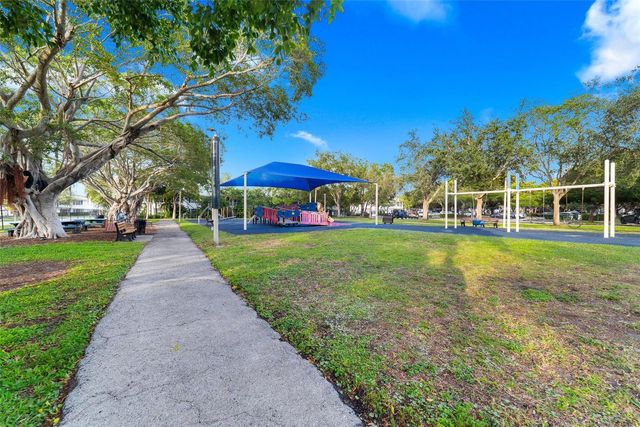 2201 NE 66th Street 1323, Fort Lauderdale, FL 33308