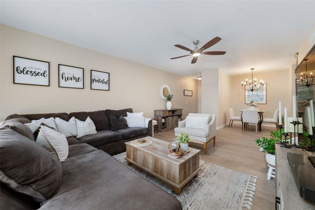 2201 NE 66th Street 1323, Fort Lauderdale, FL 33308