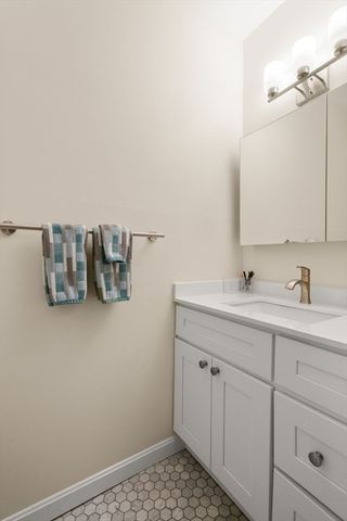 85 E India Row 36G, Boston, MA 02110